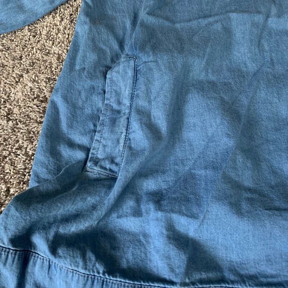 June + Vie Chambray vneck tunic Plus 18/20 L - Picture 3 of 7